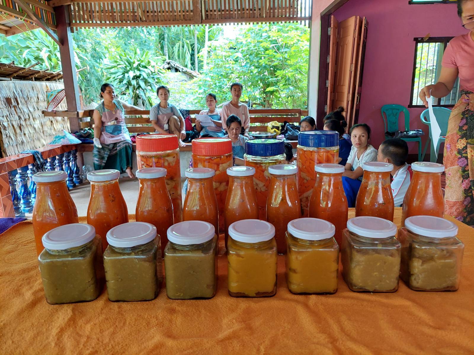 n. 52 Giardiniera, salsa pomodori marmellata