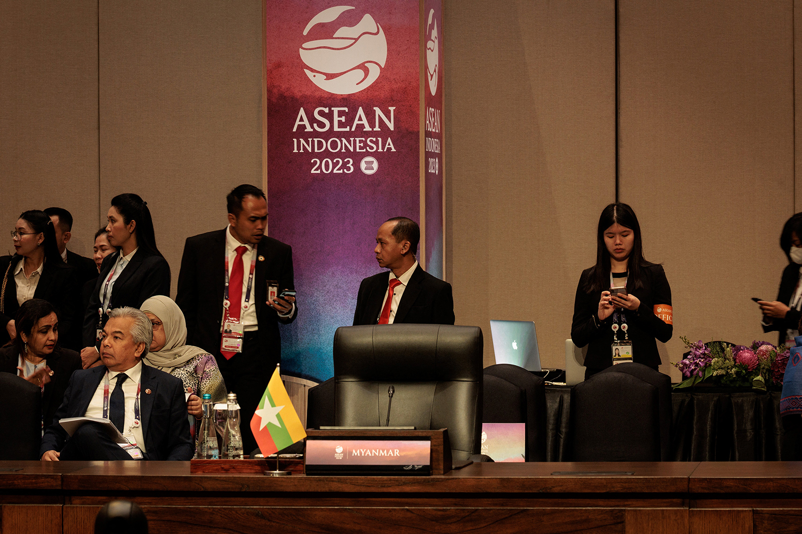 Vertice ASEAN  approva conclusioni  sulla Birmania:  formata troika per attuazione dell'accordo in 5 punti