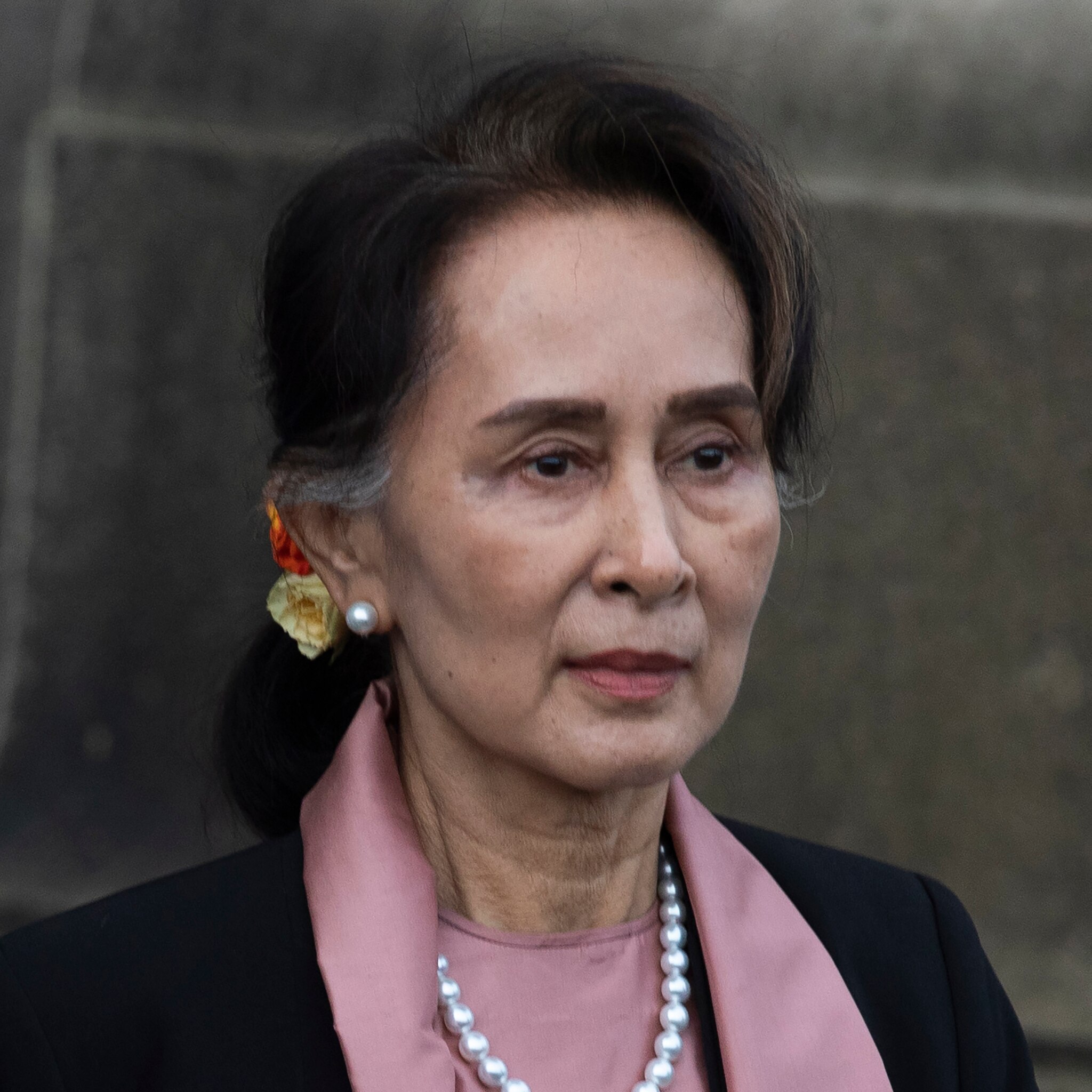 Aung San Suu Kyi spostata agli arresti in un edificio governativo